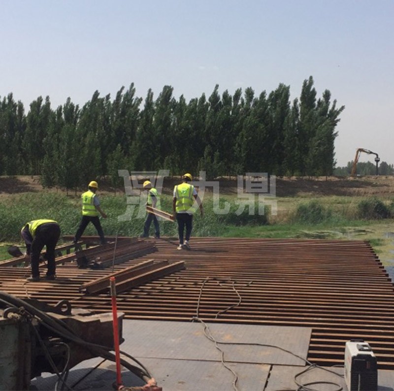 河北冀通路橋-北京新機場至德州高速公路施工鋼便橋